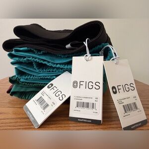 Figs Yola and Zamora Scrub Pants Bundle of 5